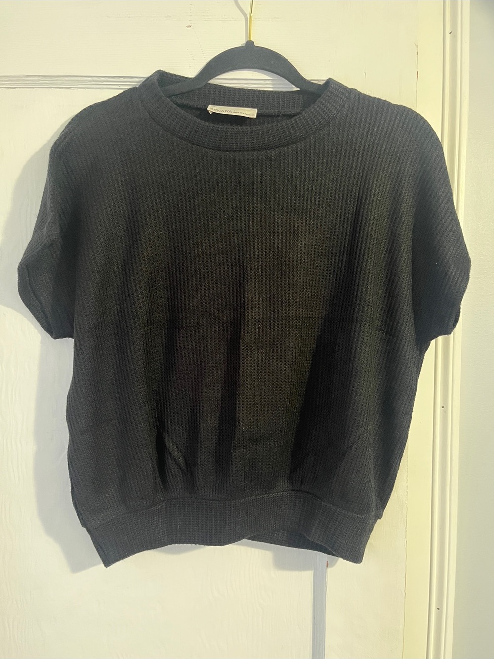 Zenana Outfitters Black Short-Sleeve Crewneck Sweater - Picture 1 of 3